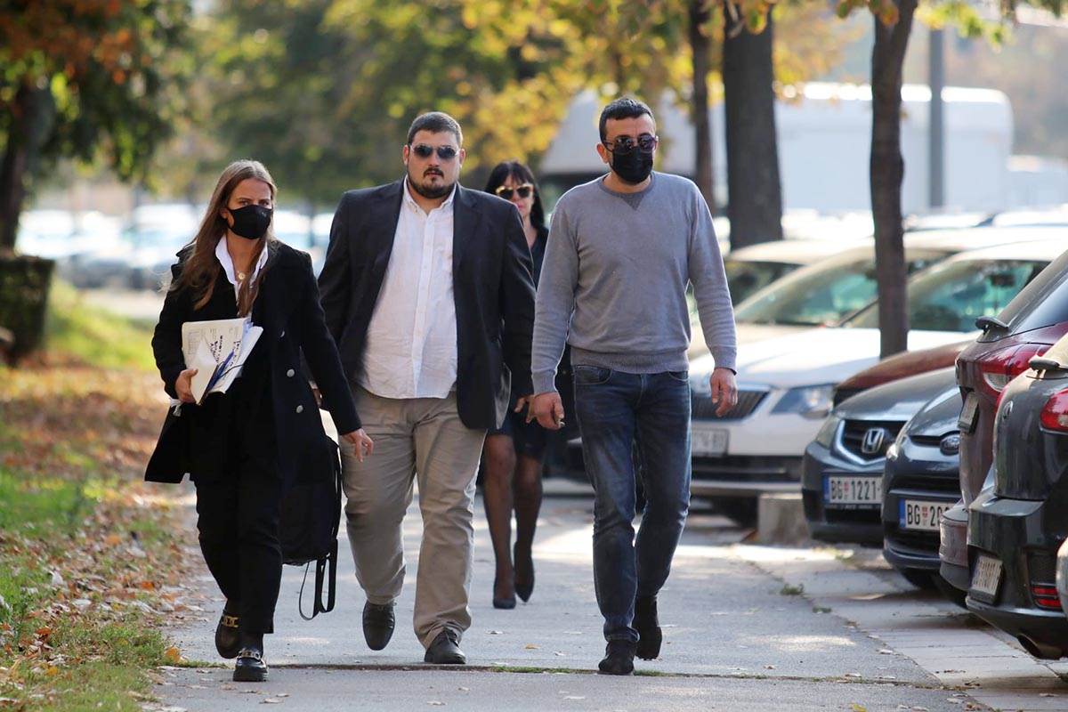 WhatsApp Image 2022-10-20 at 09.39.57 (1).jpg