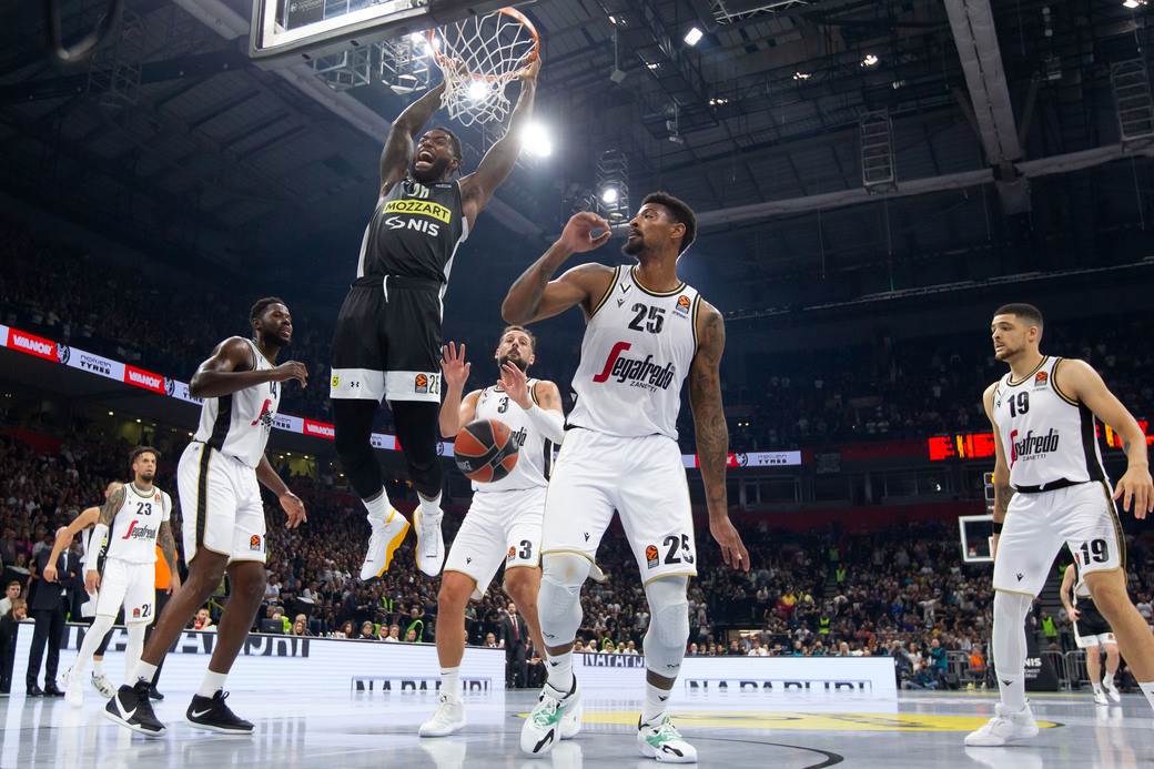 Partizan Košarka  (15).jpg