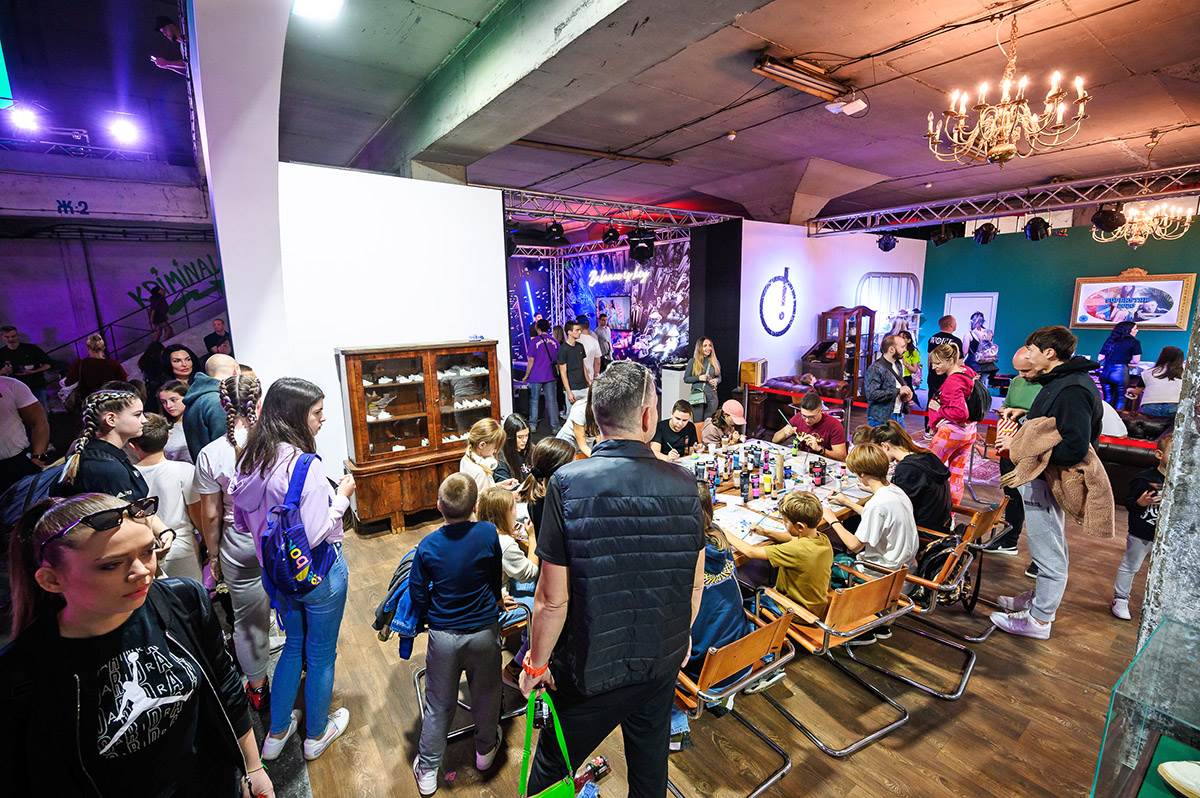 Sneakerville Tike Srdjan Bosnic Photo.jpg