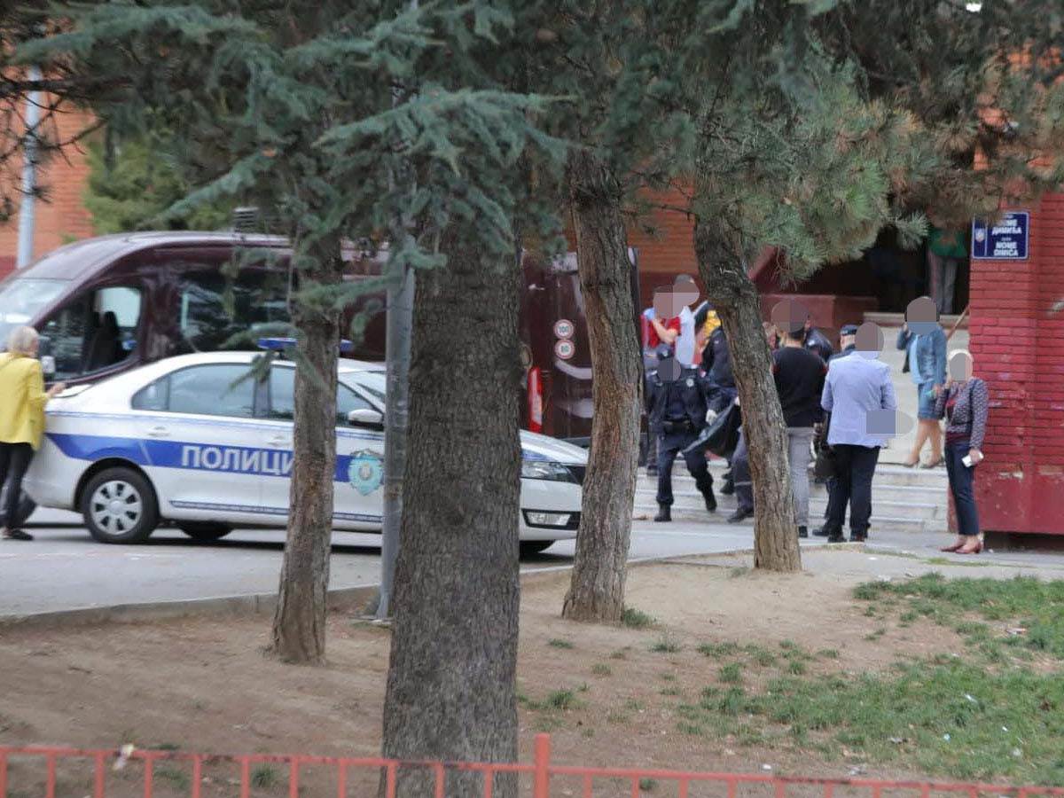 Devojčica preminula ispred škole na Zvezdari  (2).jpg