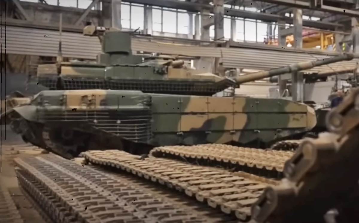 Dmitri Medvedev fabrika tenkovi 5.png