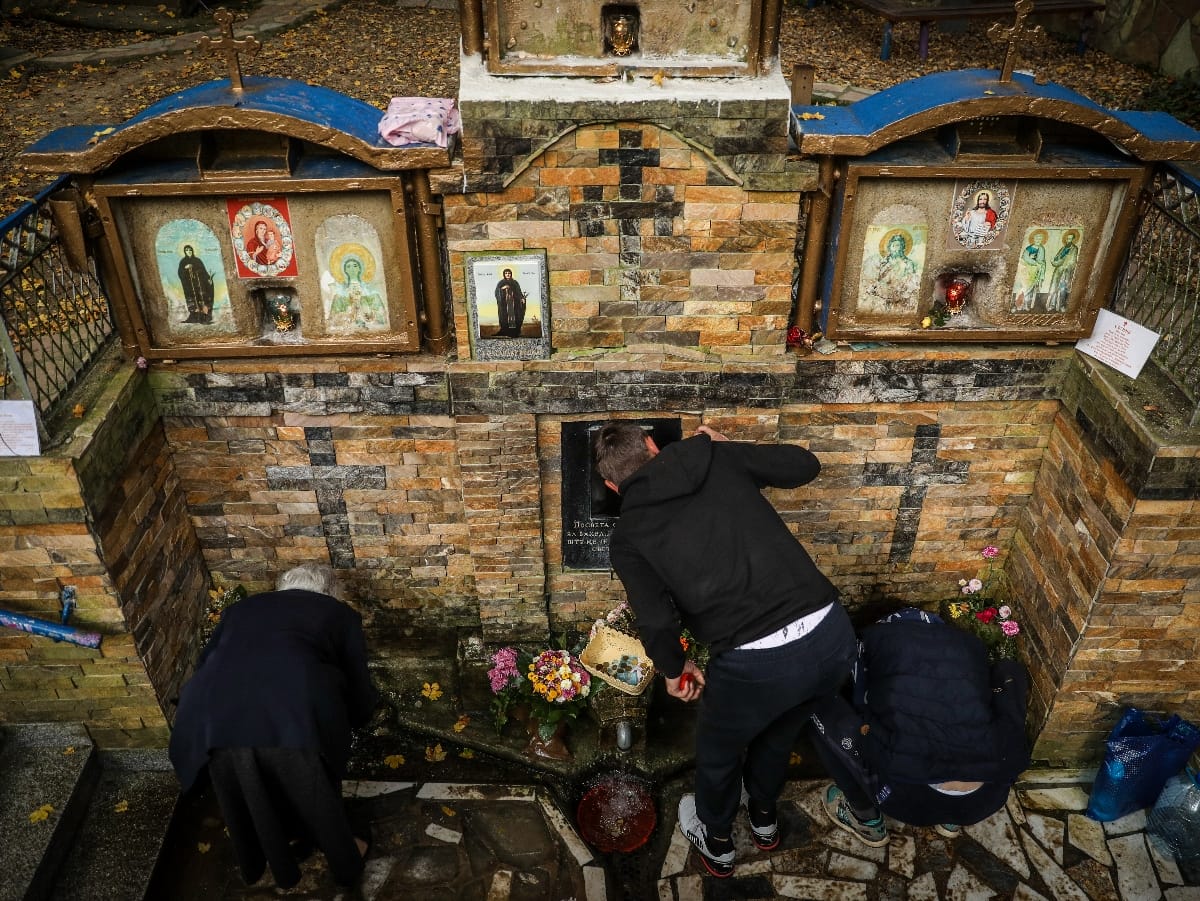 Izvor Svete Petke Zeleznik Liturgija (20).jpeg