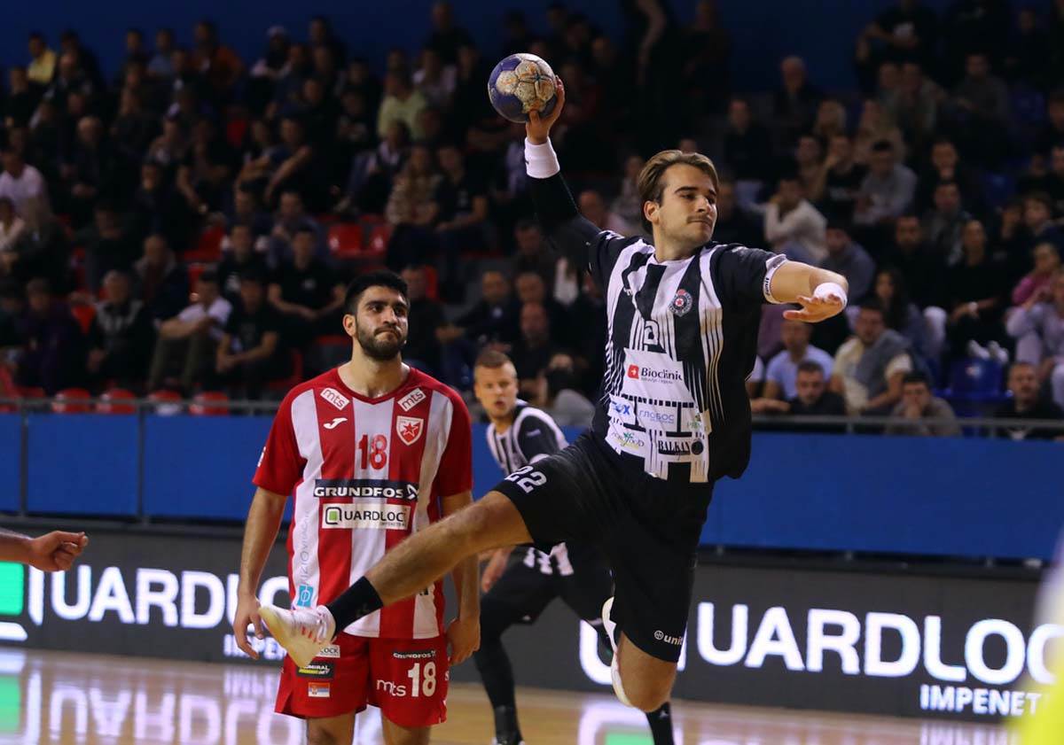 Partizan Zvezda rukomet  (4).jpg