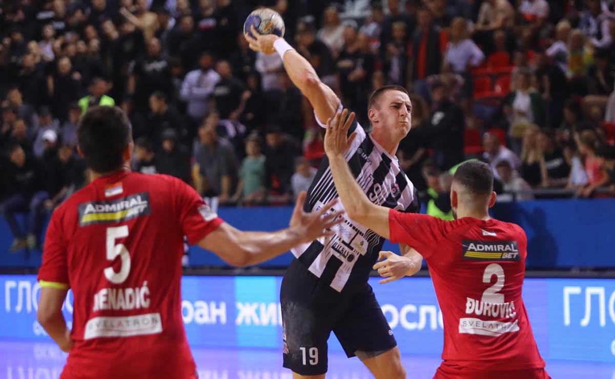 Partizan Zvezda rukomet  (9).jpg