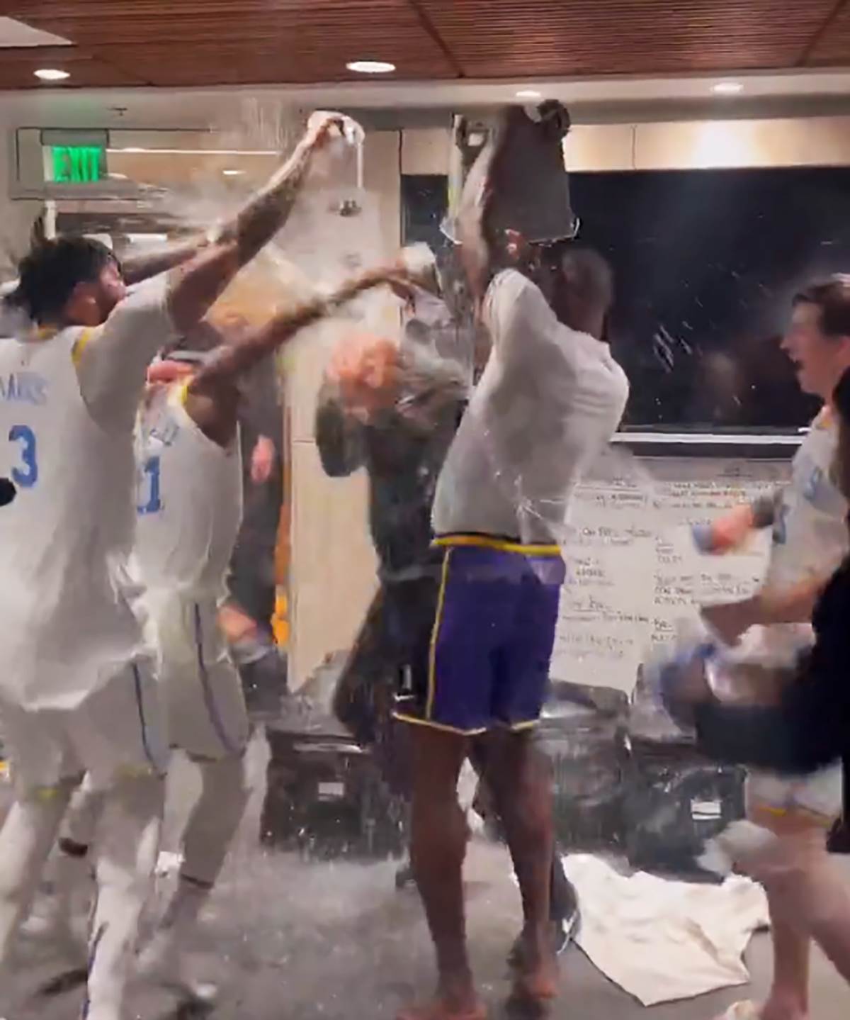 Darvin Ham Lejkersi (1).png