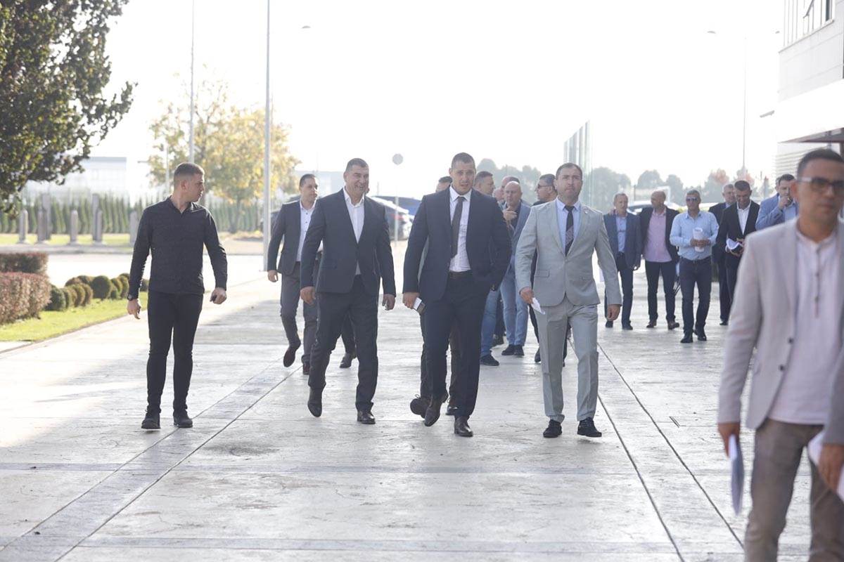 WhatsApp Image 2022-11-01 at 13.15.59 (1).jpg