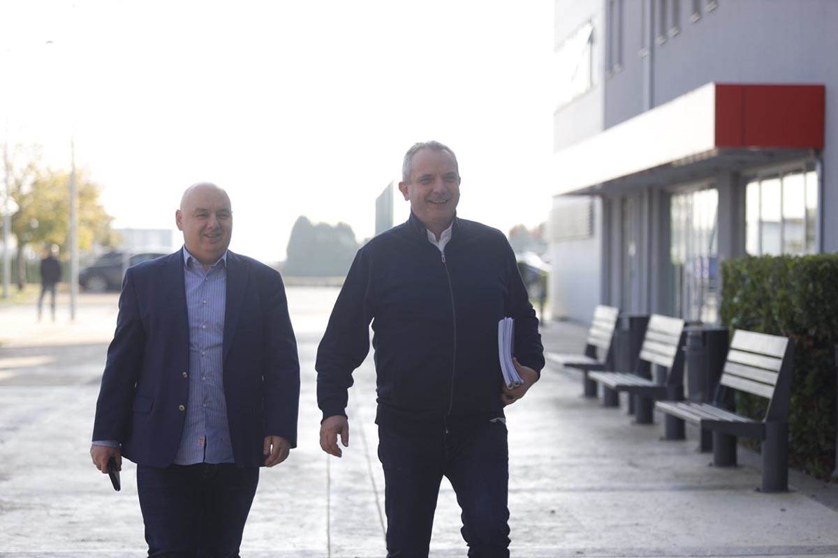 WhatsApp Image 2022-11-01 at 13.25.03.jpg