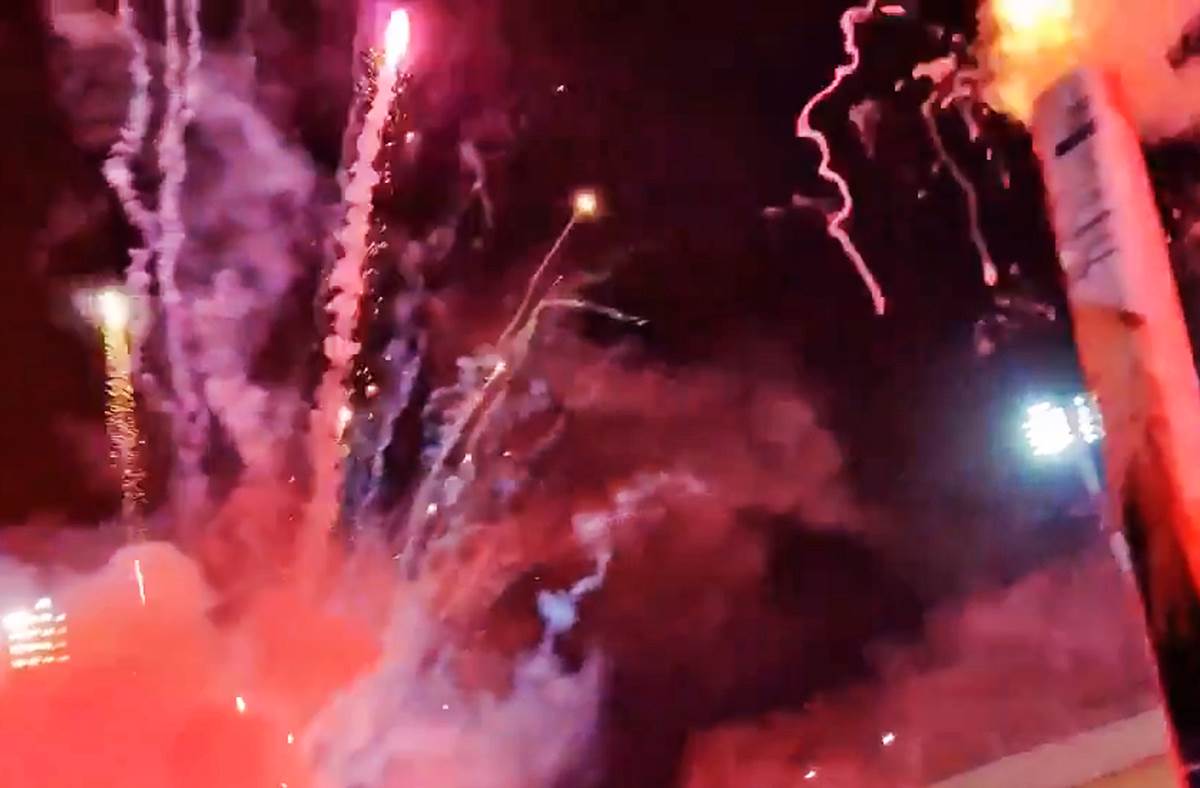 Navijaci Olimpijakos trening (8).png