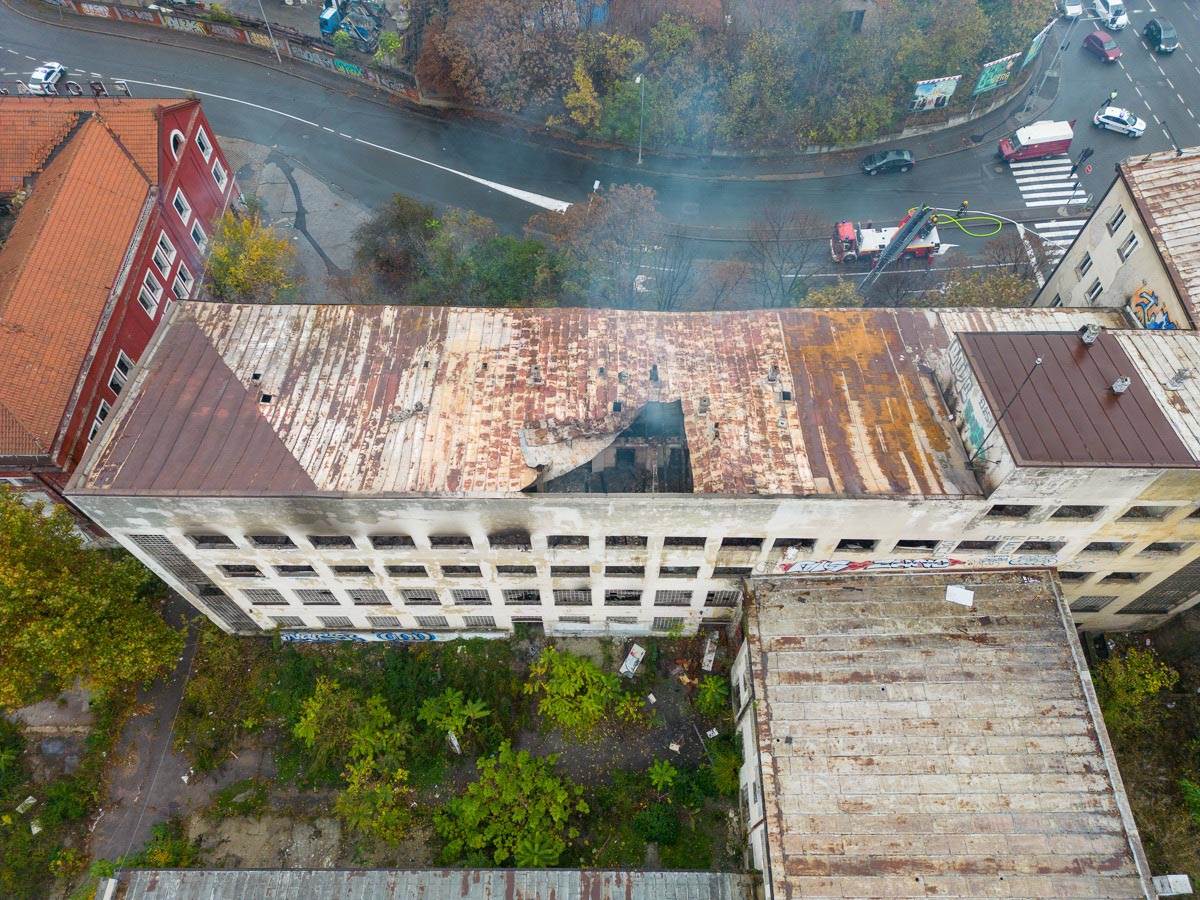 WhatsApp Image 2022-11-06 at 10.48.20 (1).jpg