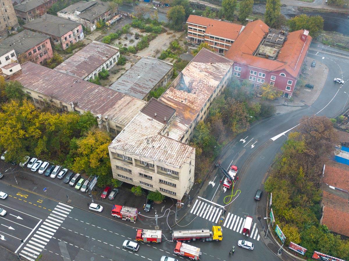 WhatsApp Image 2022-11-06 at 10.48.23.jpg