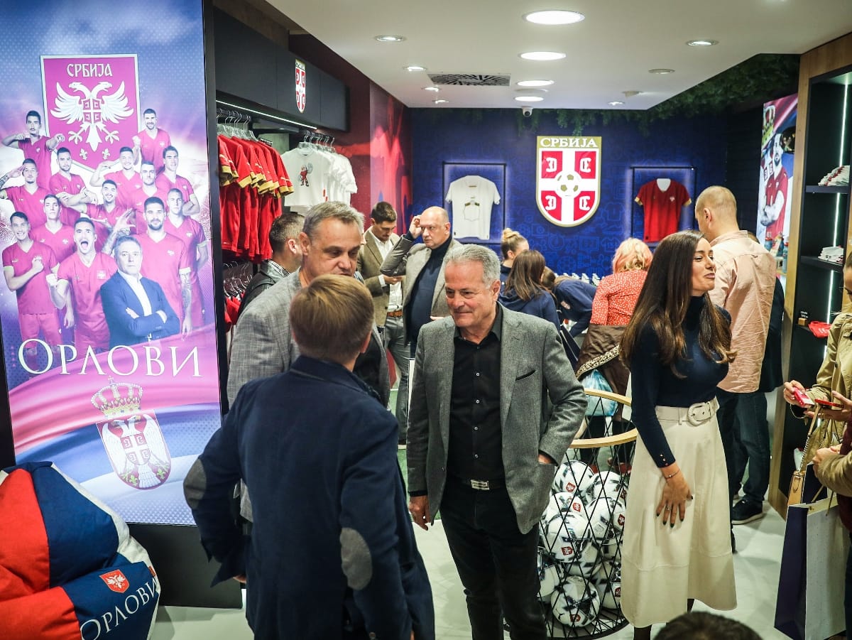 WhatsApp Image 2022-11-09 at 12.45.36.jpeg