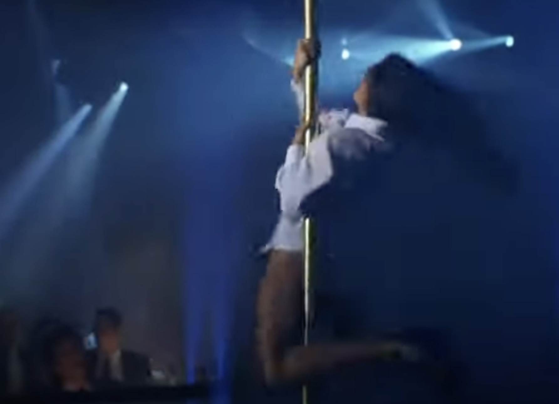 Demi Mur u filmu Striptiz 6.png