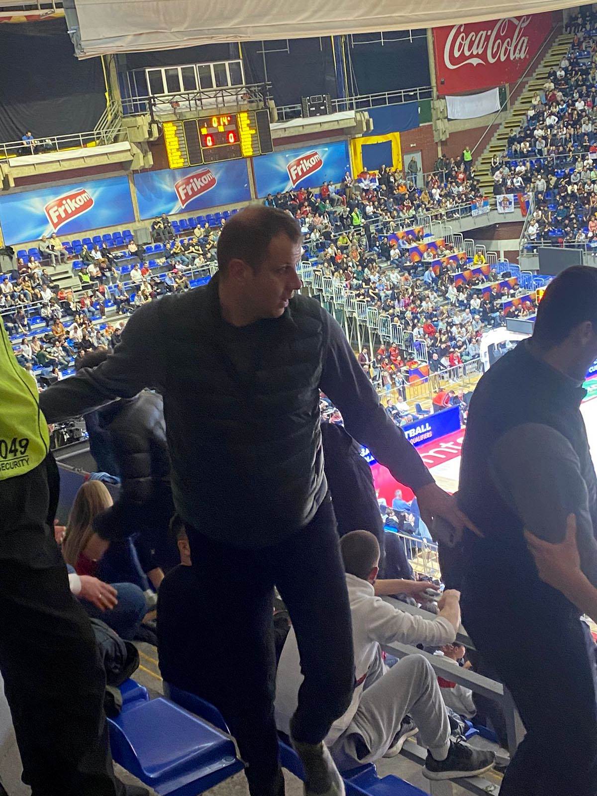 WhatsApp Image 2022-11-14 at 20.00.54.jpg