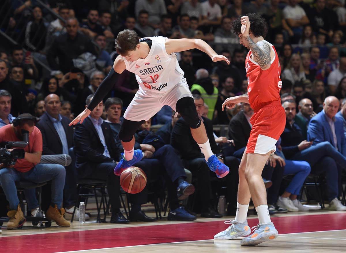 Svađa Svetislava Pešića i Ergina Atamana na meču Srbija - Turska