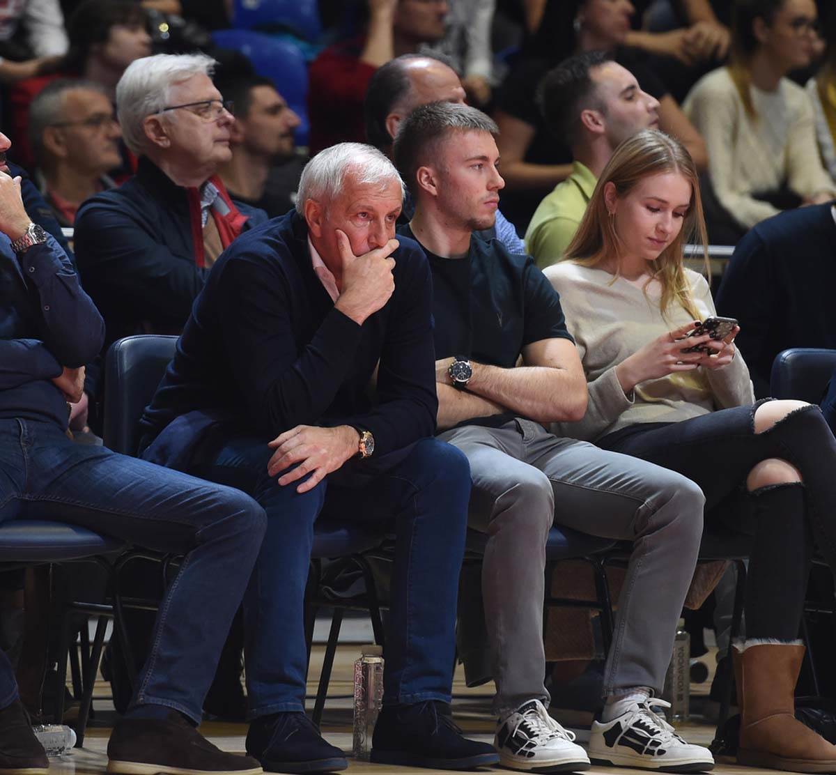 Svađa Svetislava Pešića i Ergina Atamana na meču Srbija - Turska