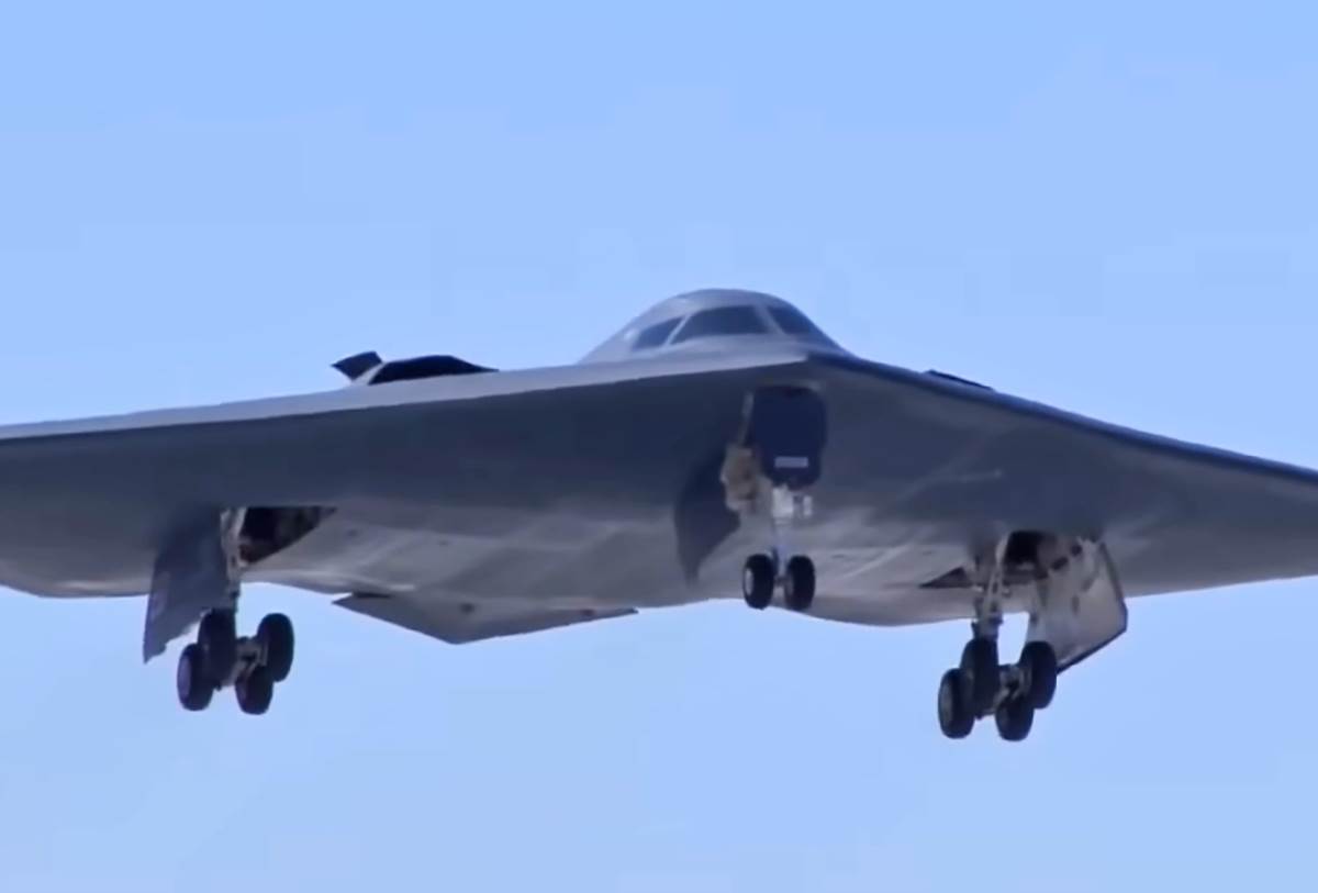 Kineski stelt bombarder H20 (7).png