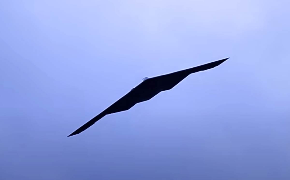 Kineski stelt bombarder H20 (1).png