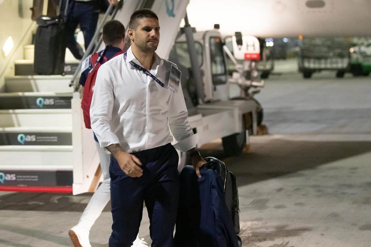 Doček Srbije u Kataru narodna nošnja