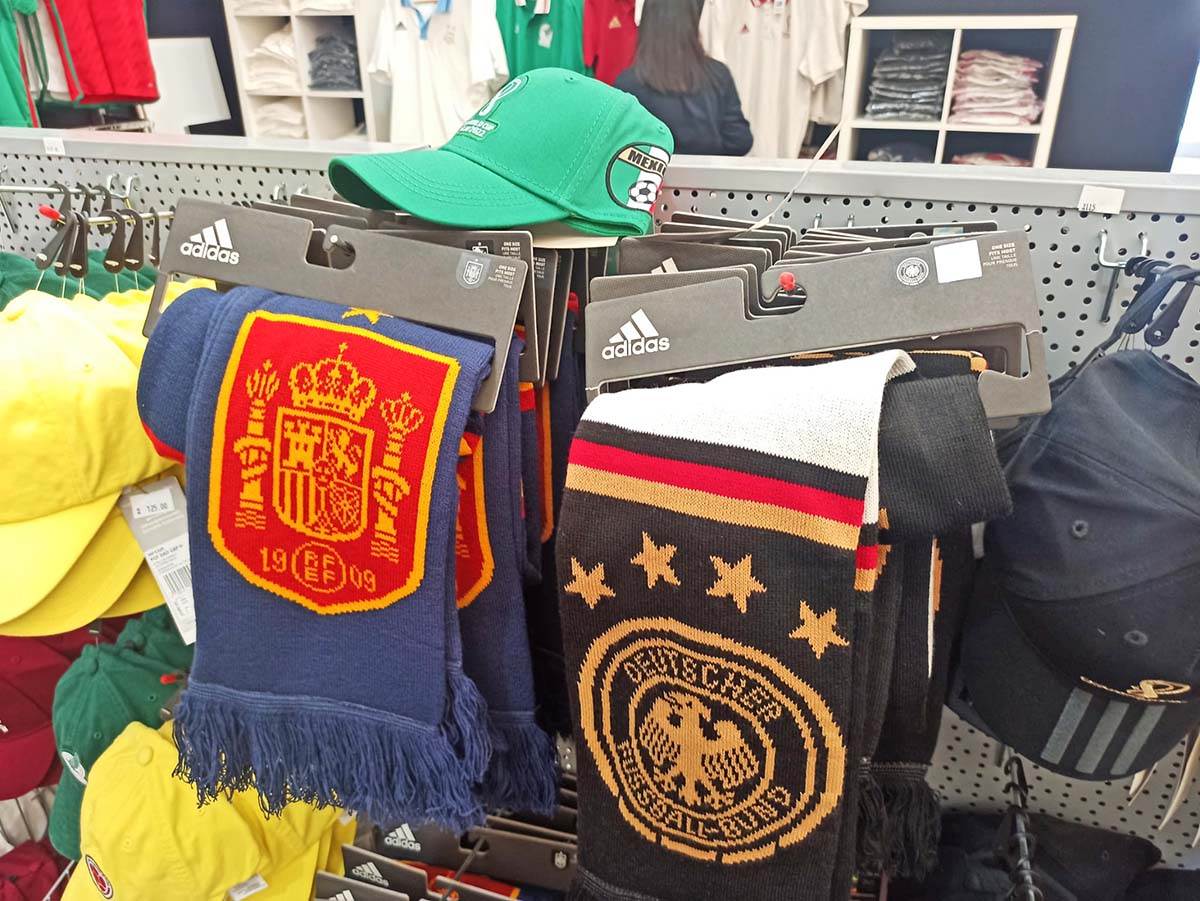 Fifa shop u Kataru (11).jpeg