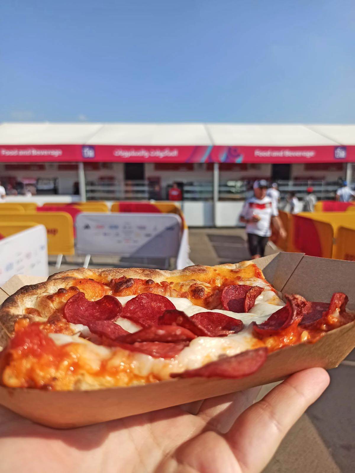 MONDO reportaža koliko košta pivo i hrana na Svetskom prvenstvu