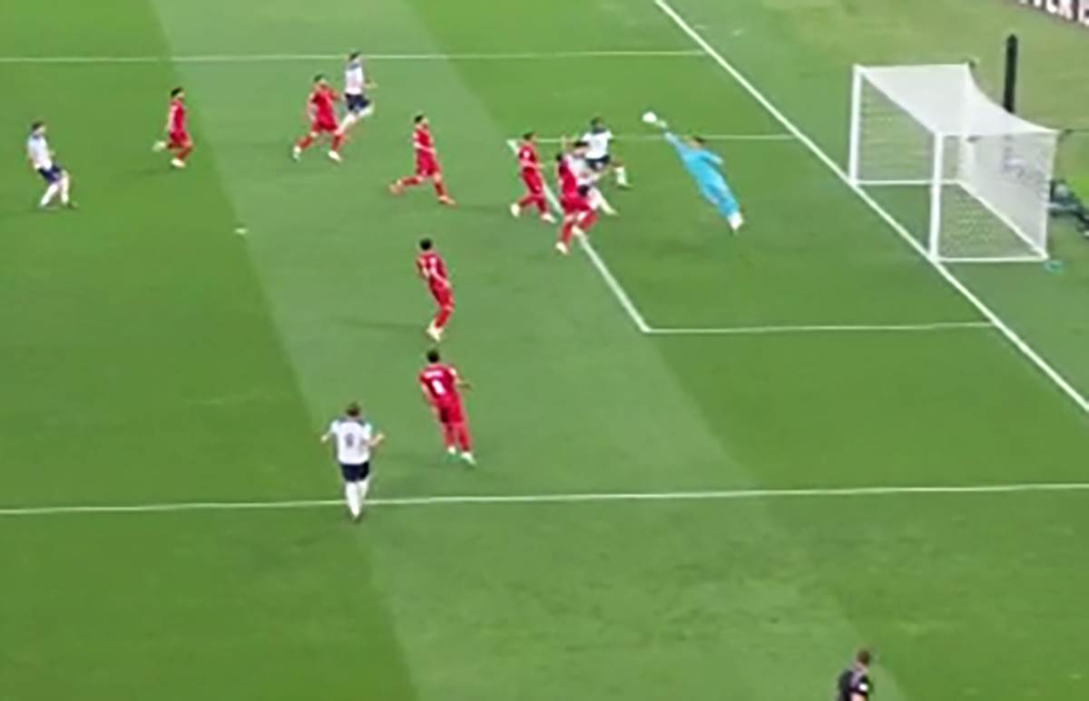 Povreda golmana Irana (8).jpg