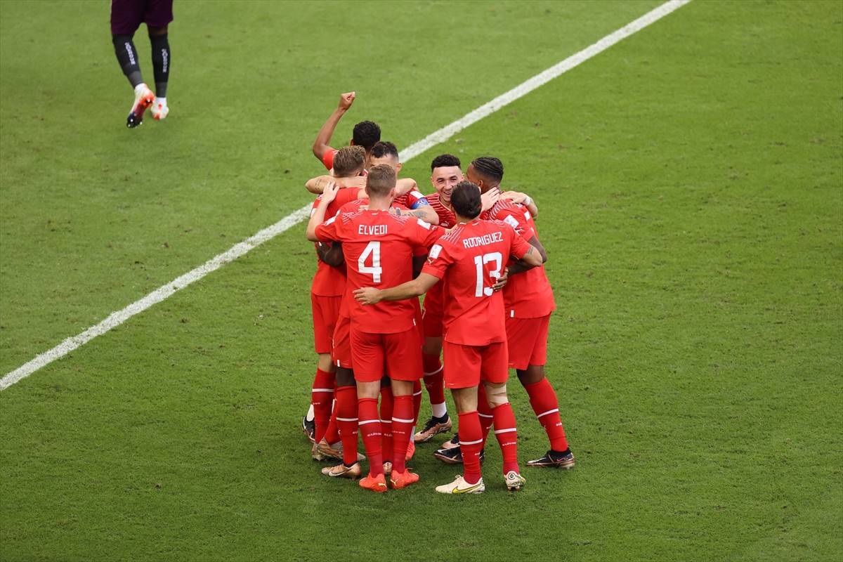 Švajcarska Kamerun Katar 2022 (3).jpg