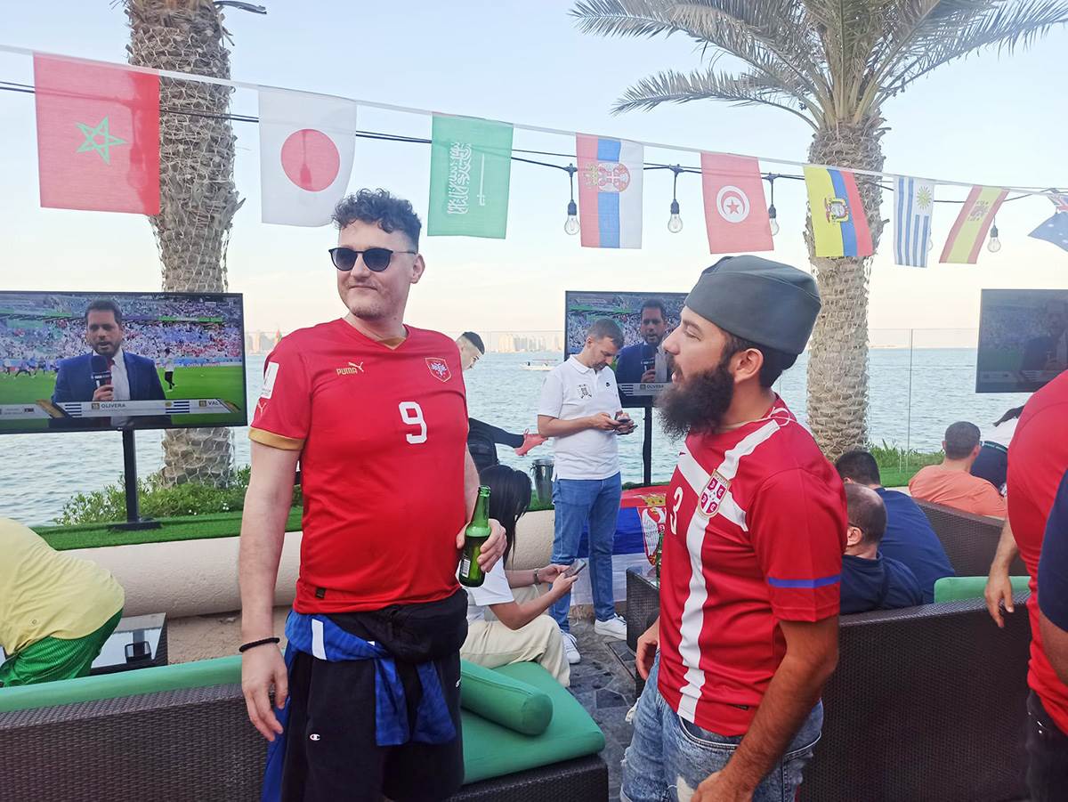 Navijači Srbije Katar (9).jpeg