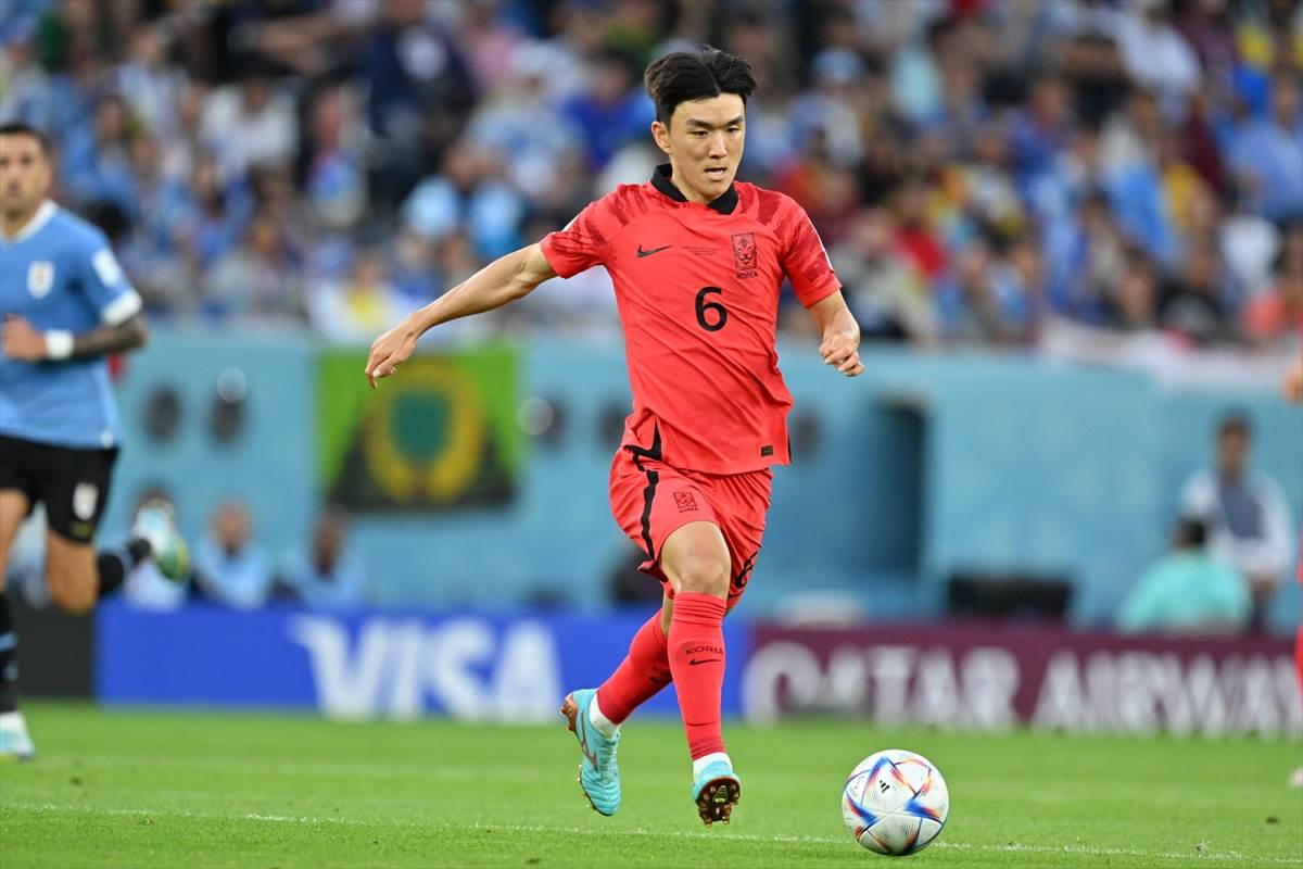 Postava Južne Koreje protiv Urugvaja pet igrača Kim