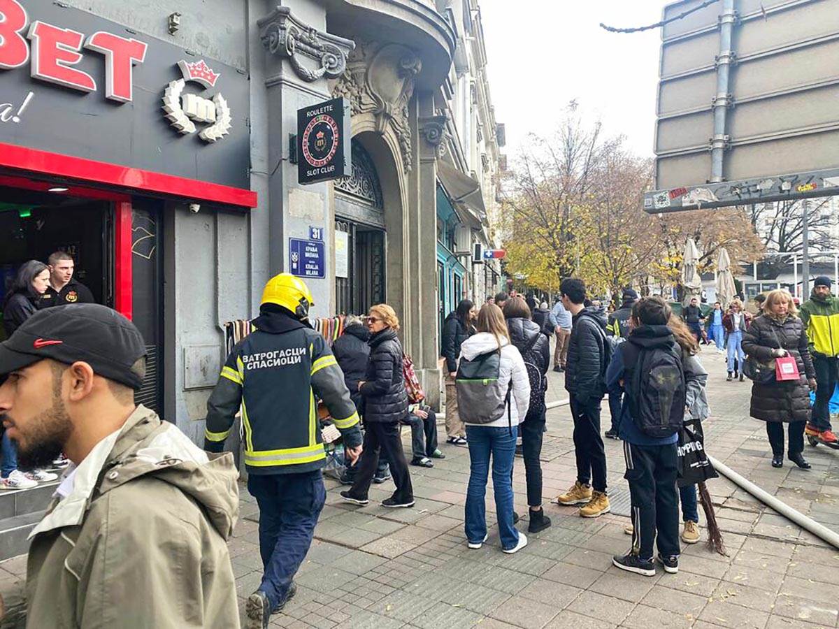 Pozar centar Beograd (1).jpg