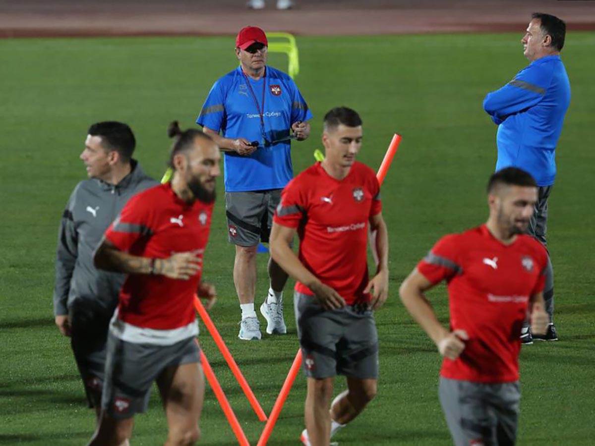 WhatsApp Image 2022-11-25 at 17.17.25 (6).jpg