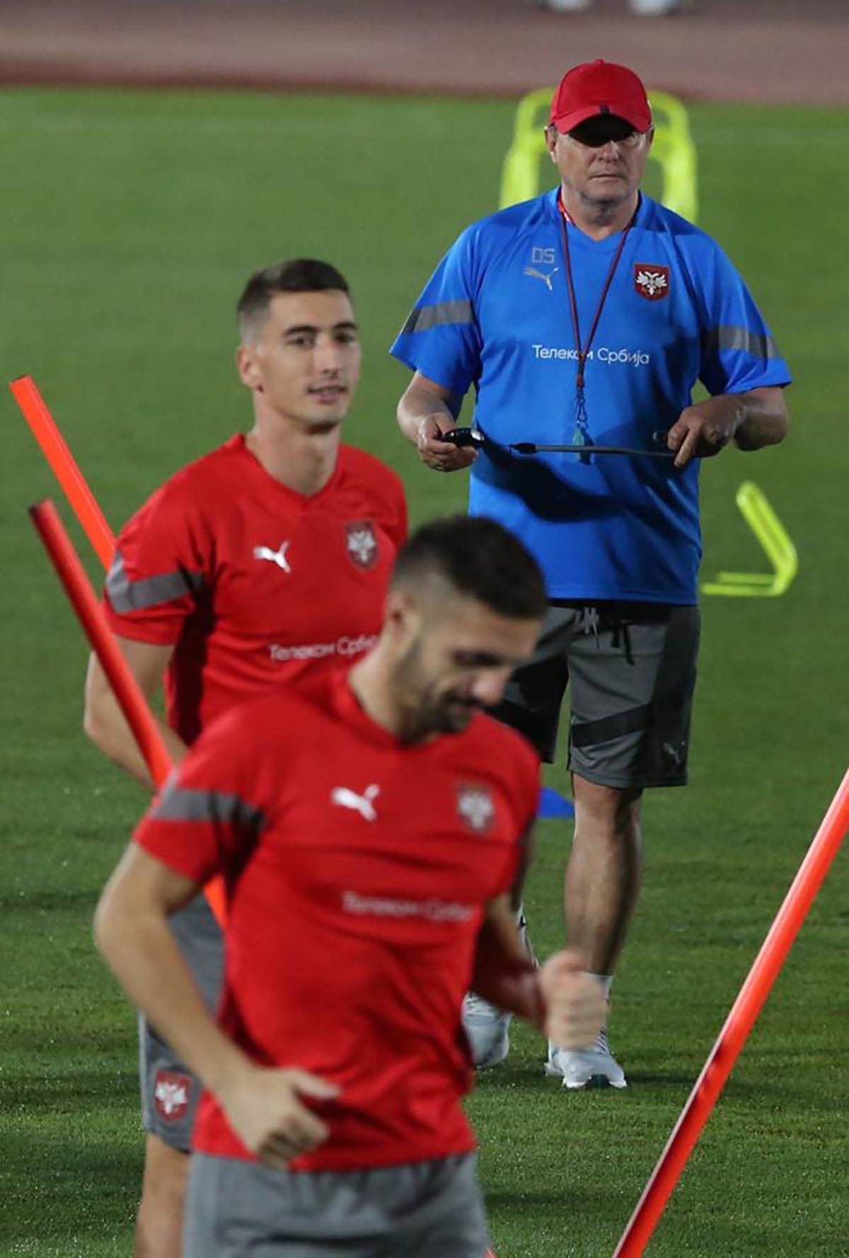 WhatsApp Image 2022-11-25 at 17.17.26 (1).jpg