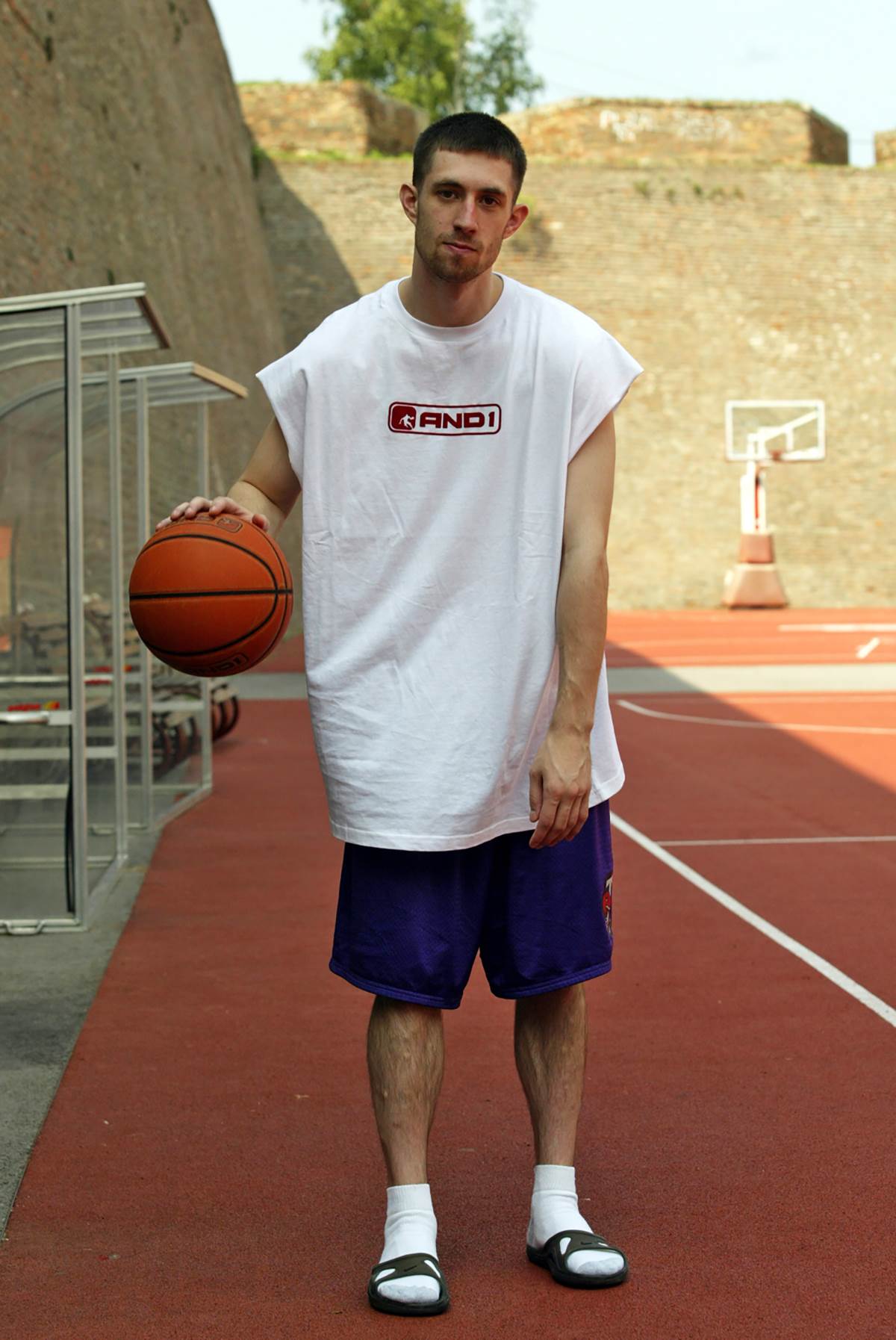 Endru Viznveski (1).jpg