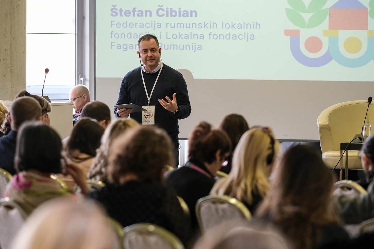 Štefan Čibian, Federacija rumunskih lokalnih fondacija i Lokalna fondacija Fagaraš.jpg