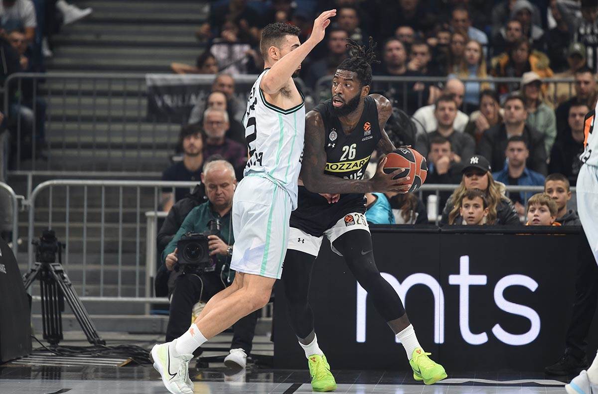 PARTIZAN vs VALENCIA 65.jpg