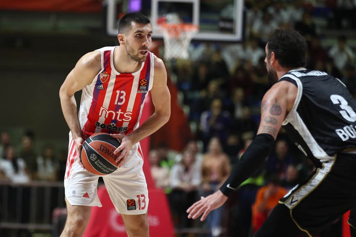 Partizan Zvezda  (8).jpg