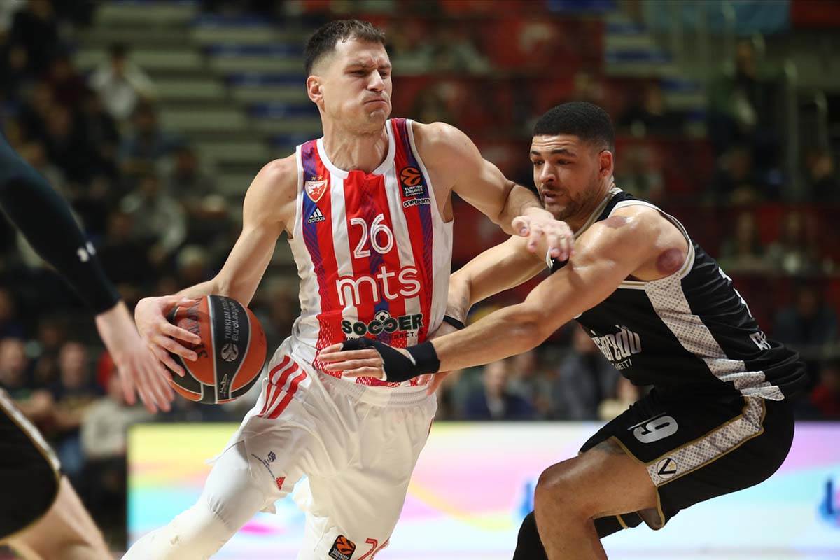 Partizan Zvezda  (10).jpg