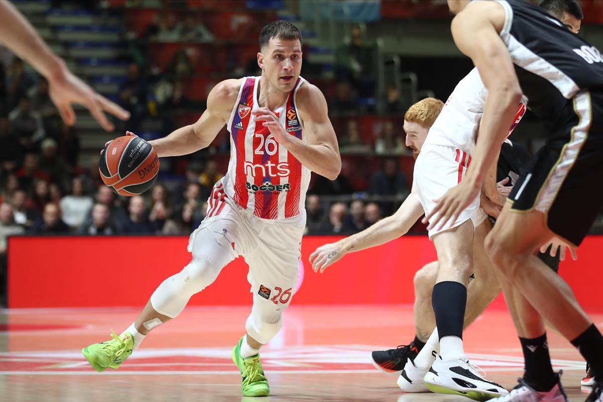 Partizan Zvezda  (14).jpg