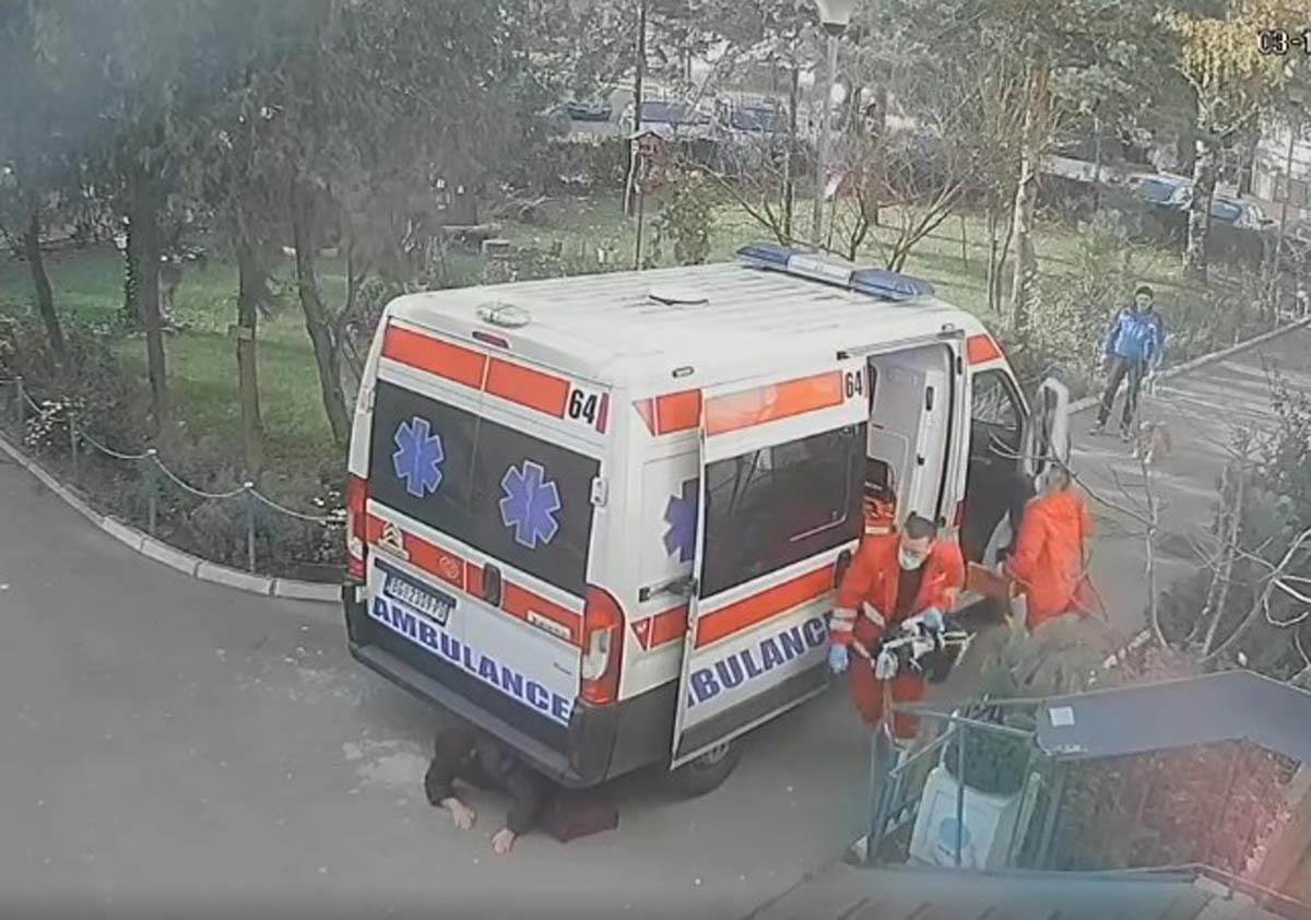 Hitna pomoć udes  (7).jpg