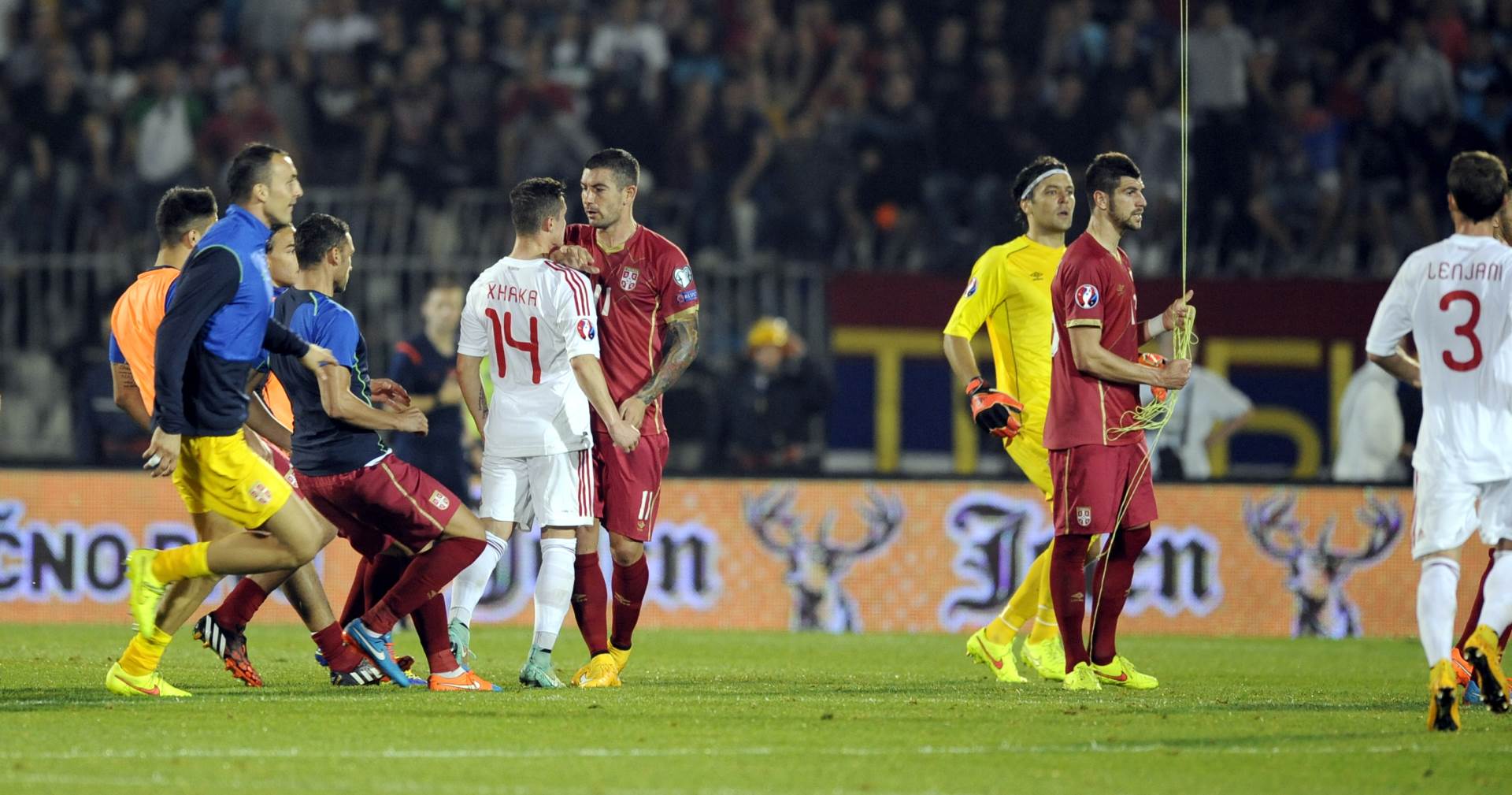 Granit Džaka dobio savet da ne igra protiv Srbije