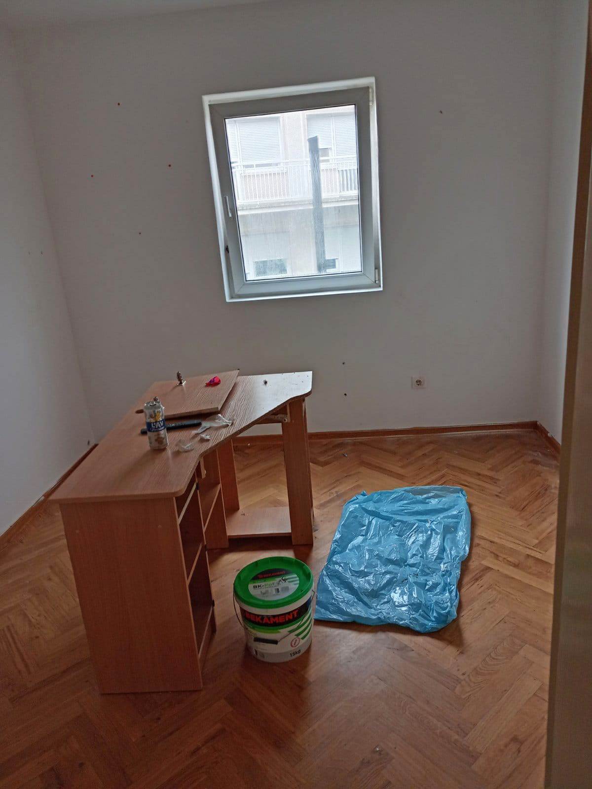 Stan na prodaju na Medakoviću 1300 evra kvadrat