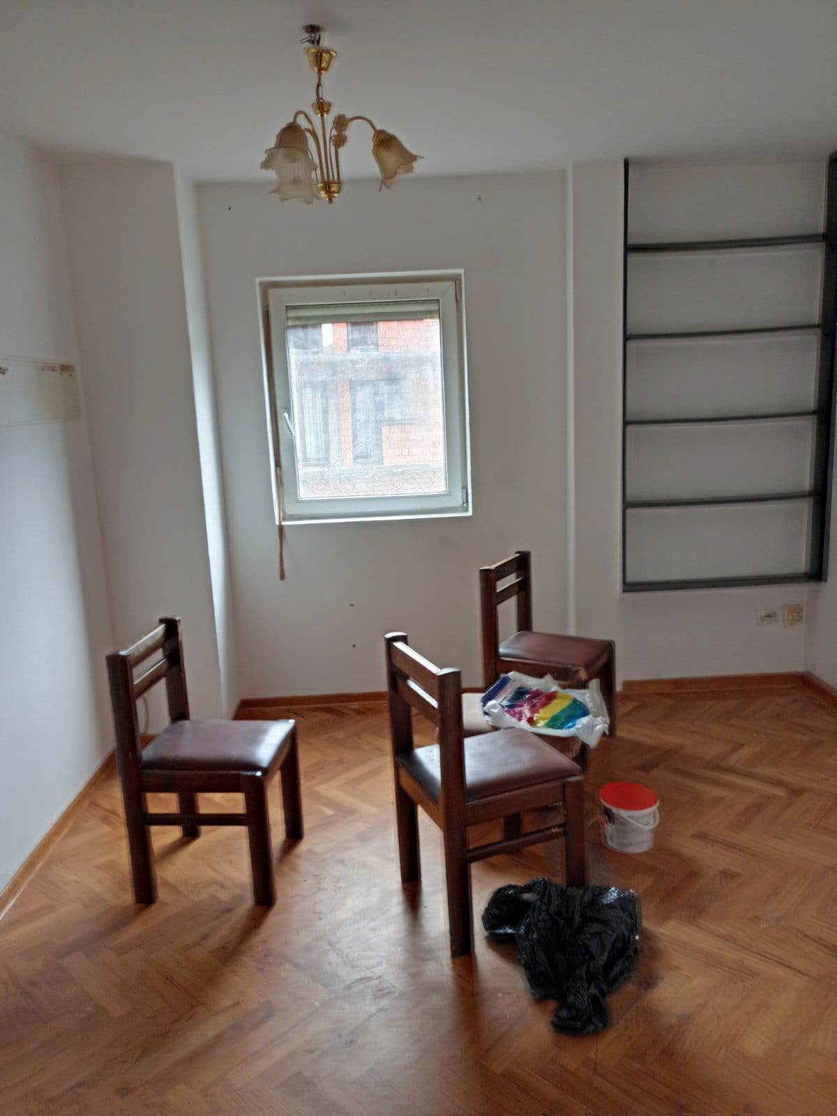 Stan na prodaju na Medakoviću 1300 evra kvadrat