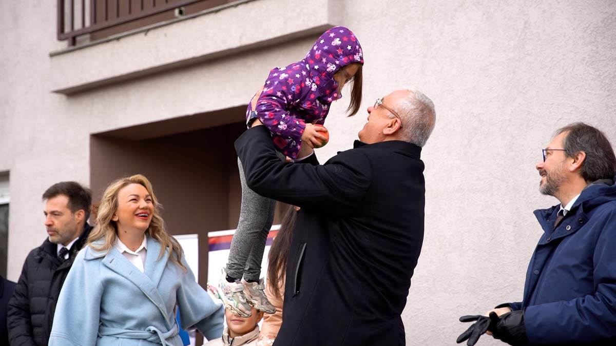 MONDO Promo  (6).jpg