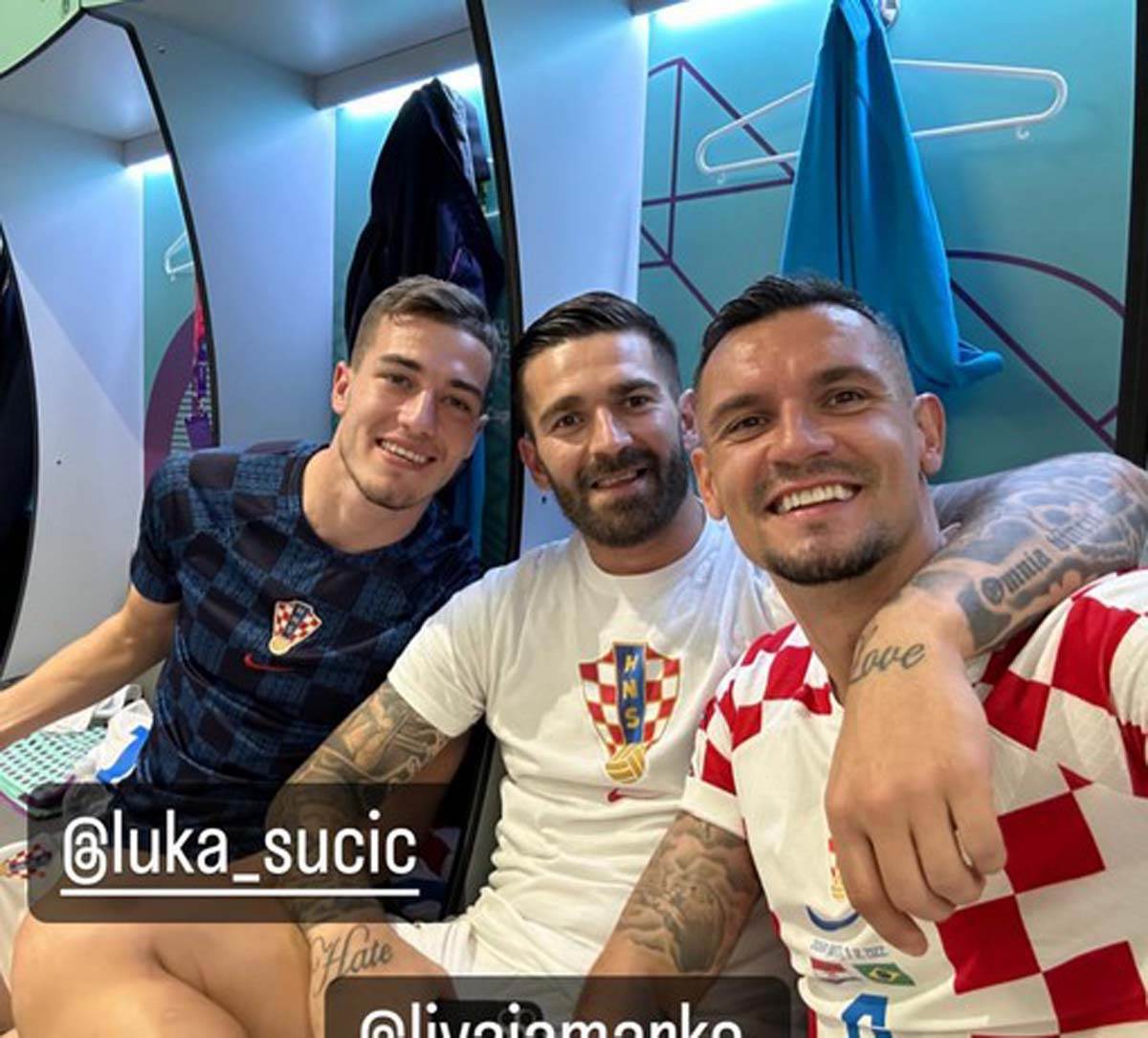 Dejan Lovren  (4).jpg