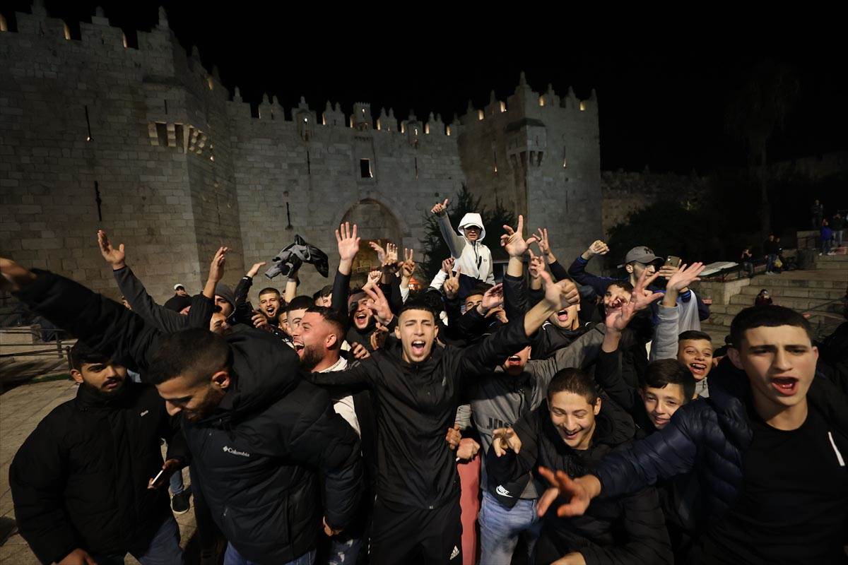 Izraelska policija intervenisala protiv Palestinaca koji su slavili pobedu Maroka (10).jpg