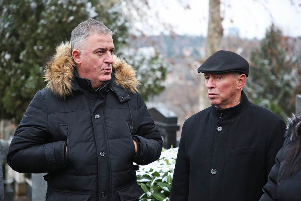 Sahrana Miodraga Ješića fotografije