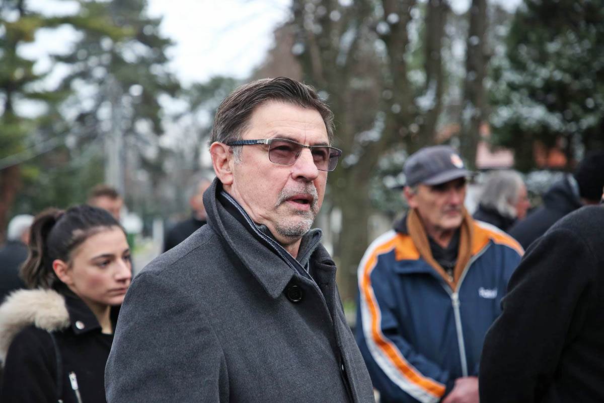 Sahrana Miodraga Ješića fotografije