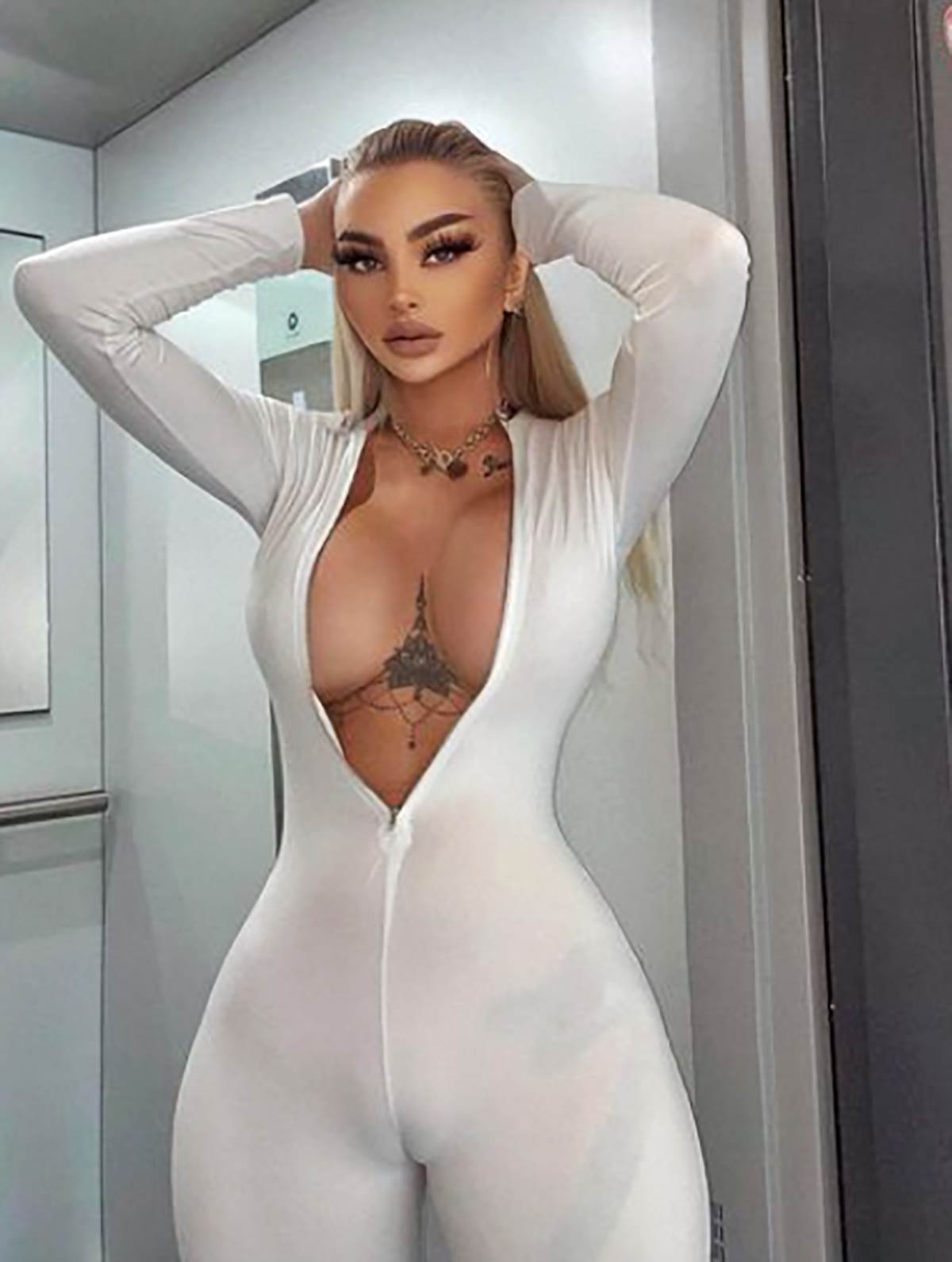 Selin Sentino (3).png