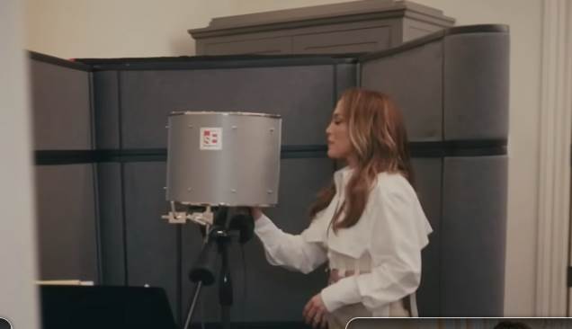 dženifer lopez11.png