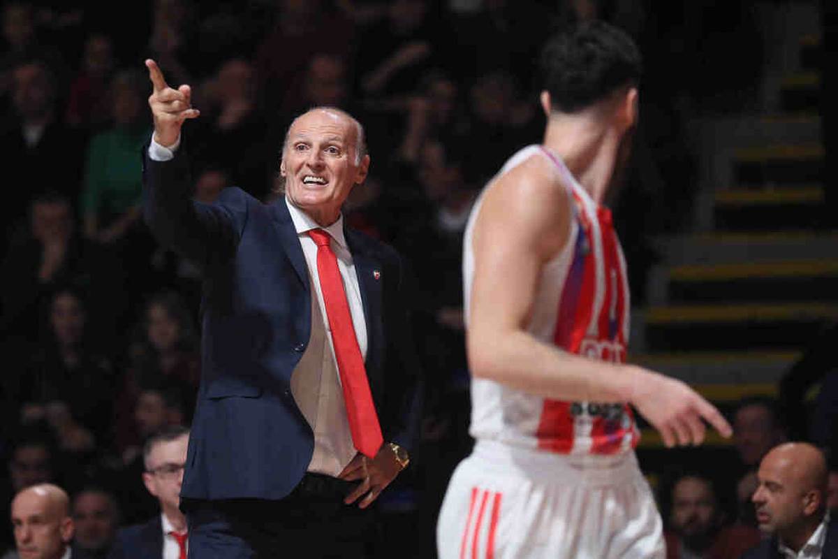 Delije i zastava Argentine na utakmici Crvena zvezda Žalgiris