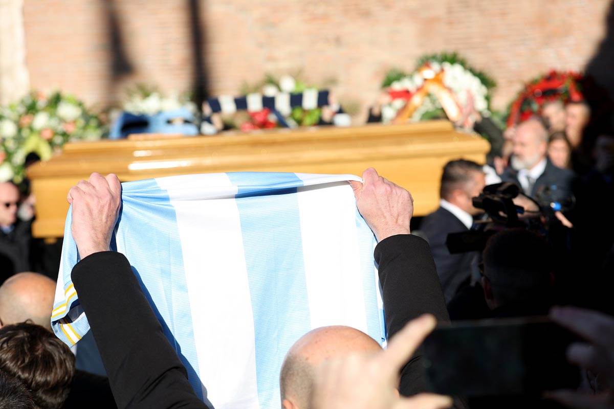 siniša mihajlović sahrana 3 (5).jpg